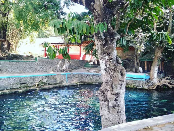 Tempat Wisata Rekreasi Air Umbul Gedaren, Jatinom